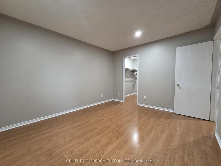 345 Buena Vista Ave — Photo 8