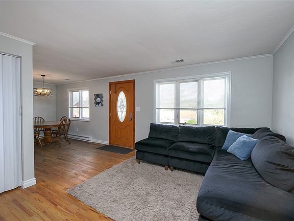 4th image of 6343 Crestview Dr