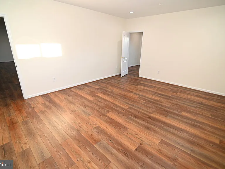 7001 Chaptico Ct — Photo 107