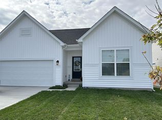 3239 River Breeze Dr, Saint Charles, MO 63301