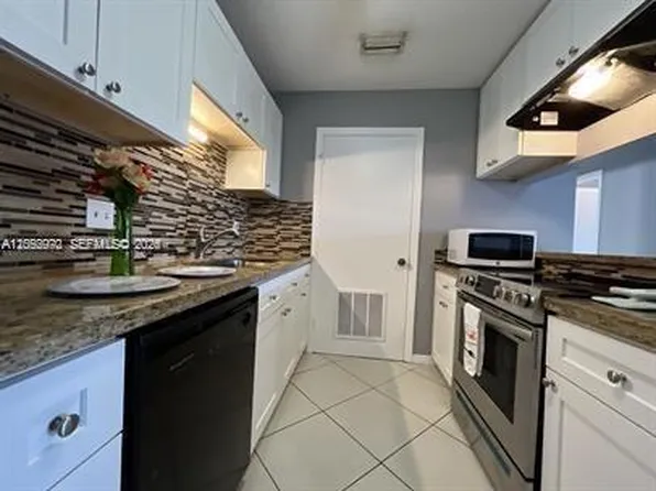 2313 N Congress Ave APT 34, Boynton Beach, FL 33436
