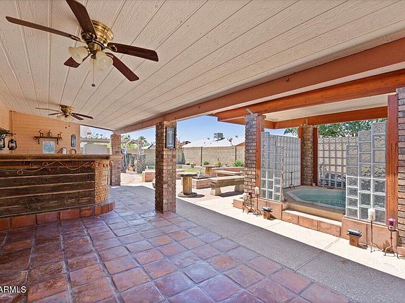 4th image of 11014 N 39TH Drive