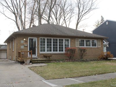 2100 Derby Rd, Birmingham, MI, 48009