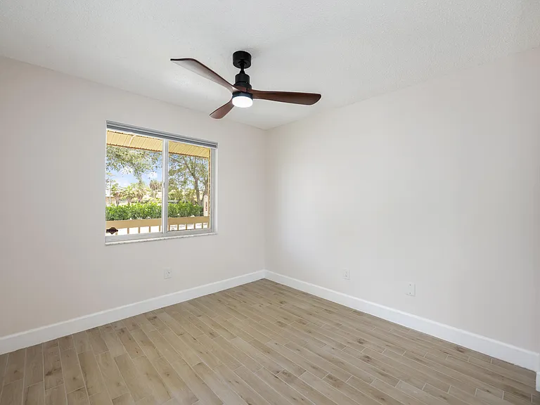 5214 Stacy St #3 — Photo 10