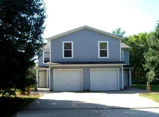 305 E Chippewa St, Paola, KS 66071