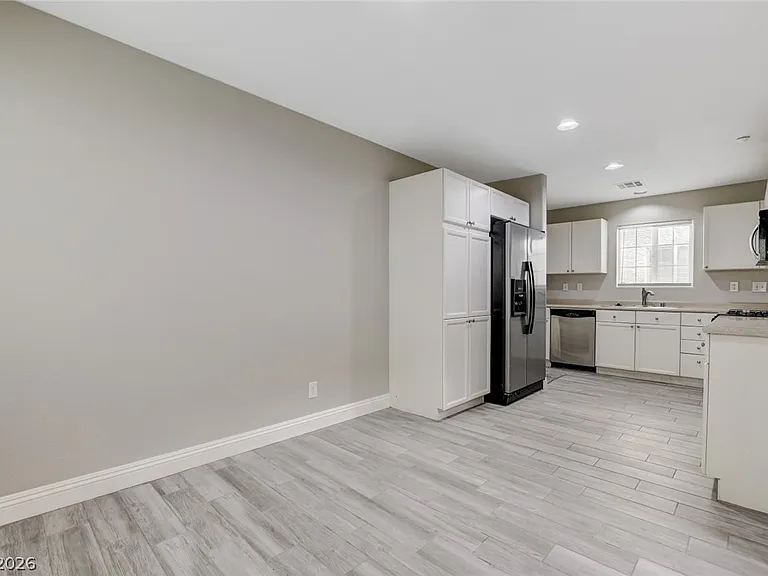 7408 Dashing Ct — Photo 15