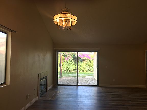 5th image of 126 Oakdale Ln
