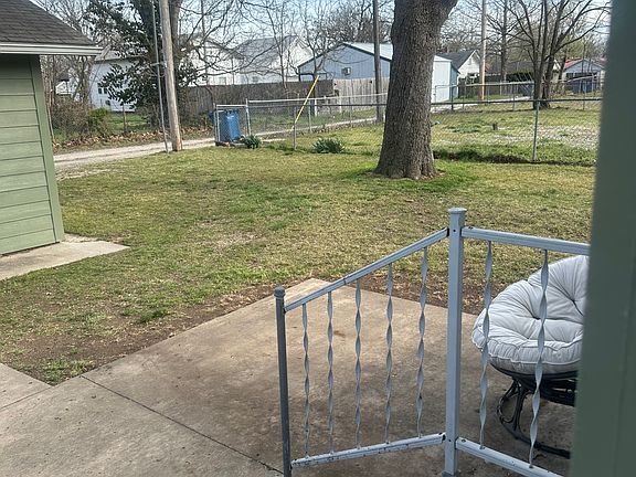 4th image of 105 McConnell Ave