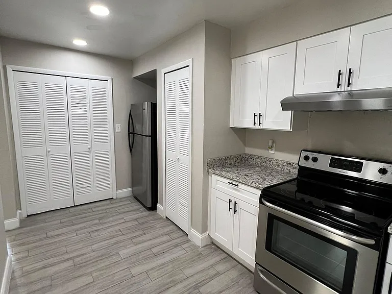 1512 Sophie Blvd — Photo 7
