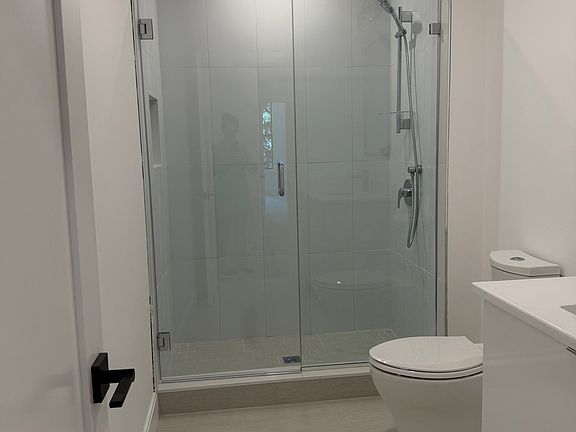 4th image of 1439 Tremont St #6A
