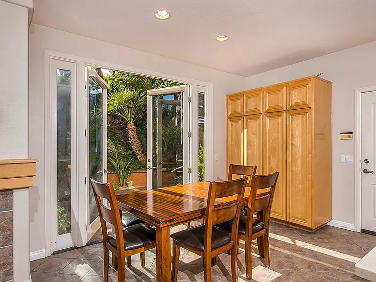 7127 Tanager Dr — Photo 3