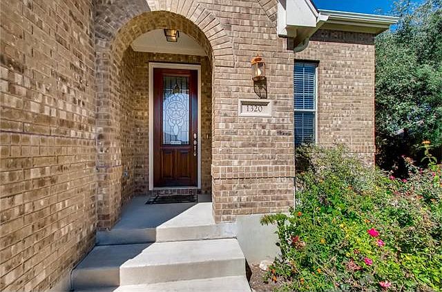 1st image of 1320 Ravensbrook Bnd
