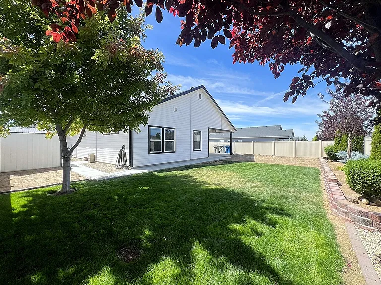 15136 N Fishing Creek Ave — Photo 47