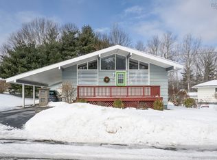 40 Murray Dr, Bridgewater, NS B4V2M7