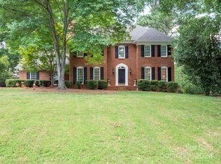 5420 Crosshill Ct, Charlotte, NC 28277