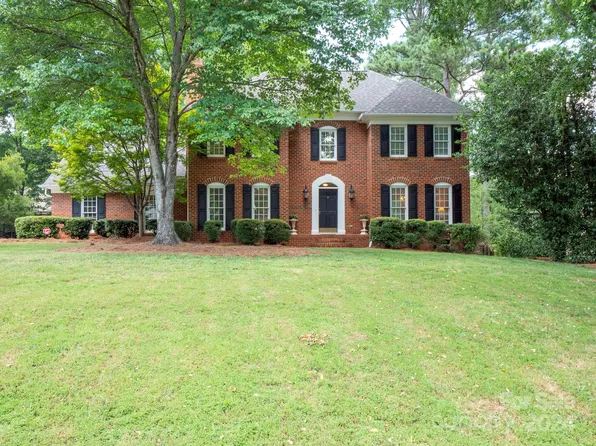 5420 Crosshill Ct, Charlotte, NC 28277