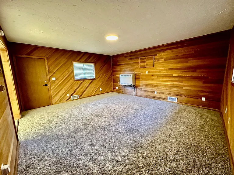 1204 N Brooklane St — Photo 6