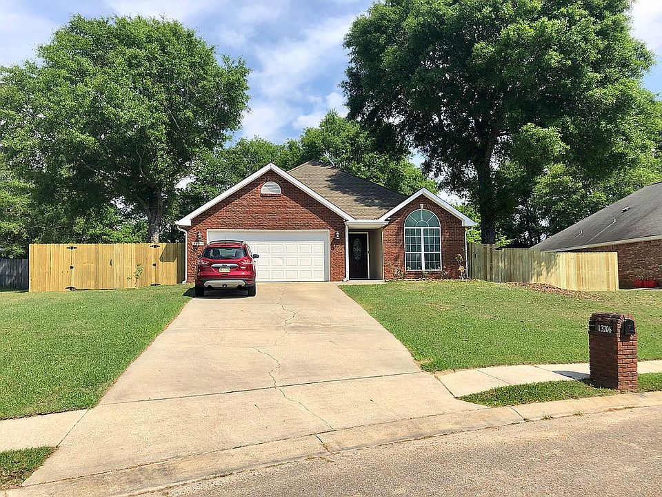 1st image of 13706 Tara Hills Cir