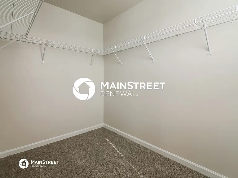 Walk In Closet