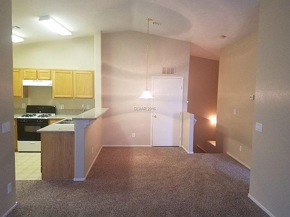 4th image of 6531 Ozzie Harriet Ave Unit 101