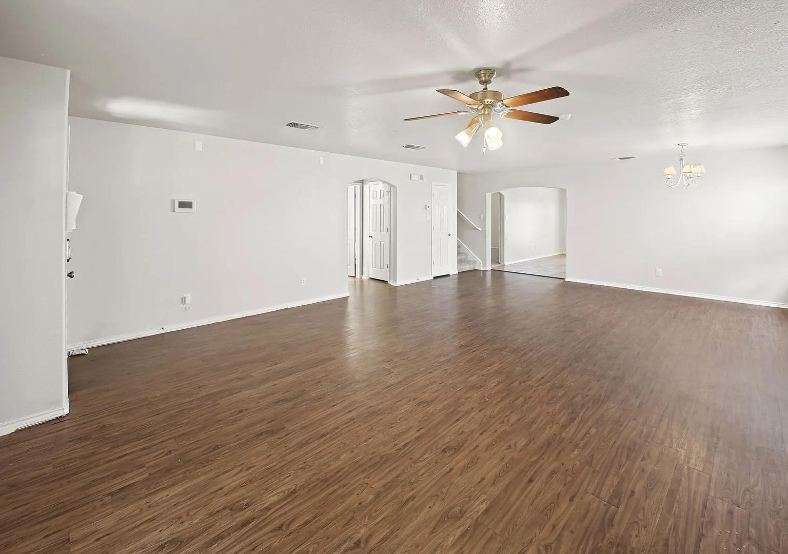 2127 Red Rock Crossing — Photo 3