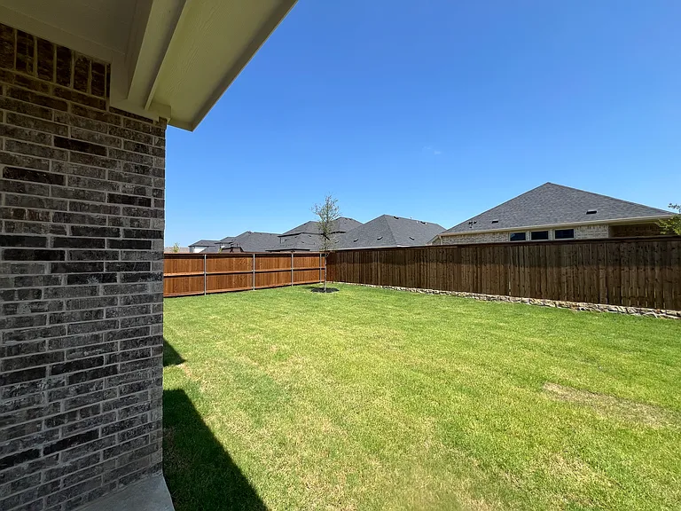 16108 Hidden Cove Dr — Photo 41