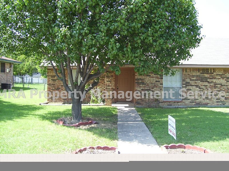 1st image of 3417 Jewell Dr
