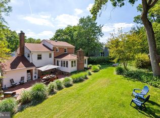 6208 Beachway Dr, Falls Church, VA 22041