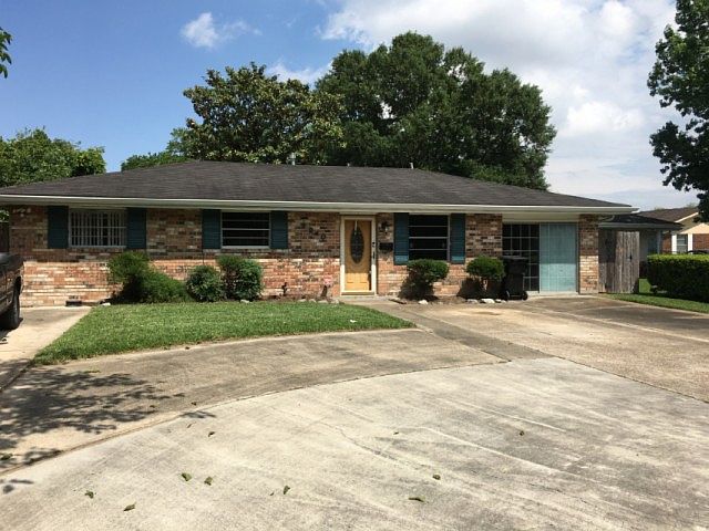 1st image of 3240 Loyola Dr
