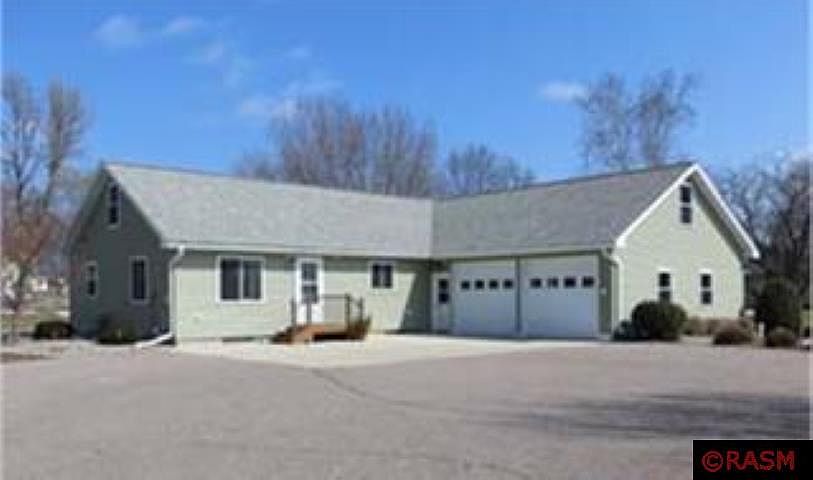 1st image of 711 Schanus Dr