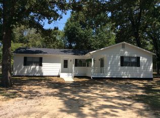 20957 Lee Ln, Chandler, TX 75758
