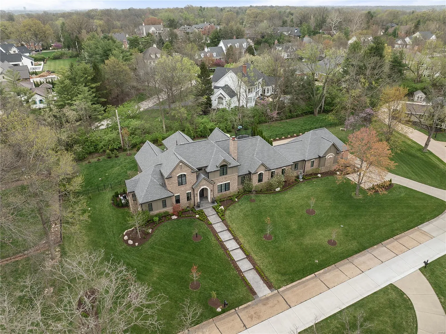 4 Devondale Ln photo 1