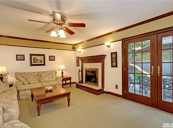 2nd image of 16 Beaumont Ln