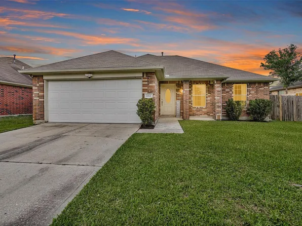 19526 Stillhouse Dr, Tomball, TX 77375