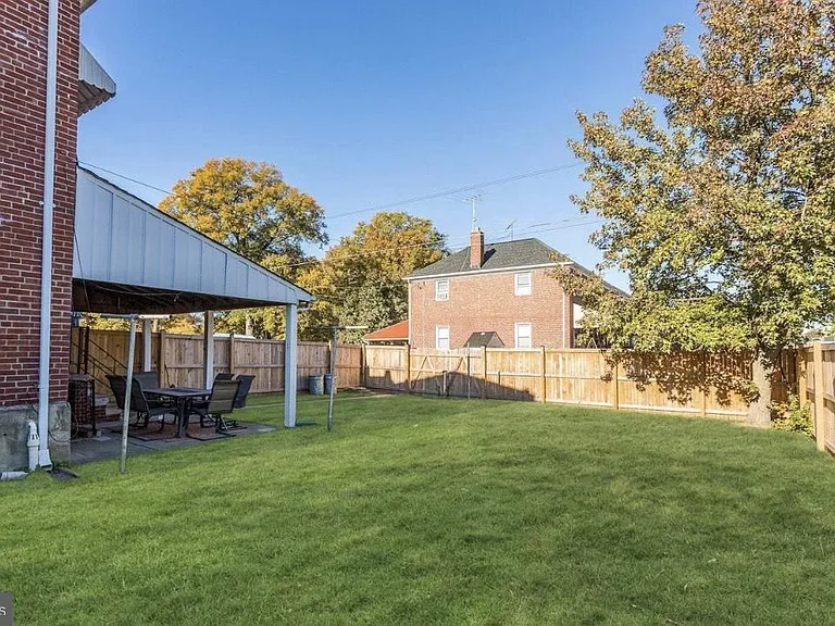 2147 Firethorn Rd — Photo 17