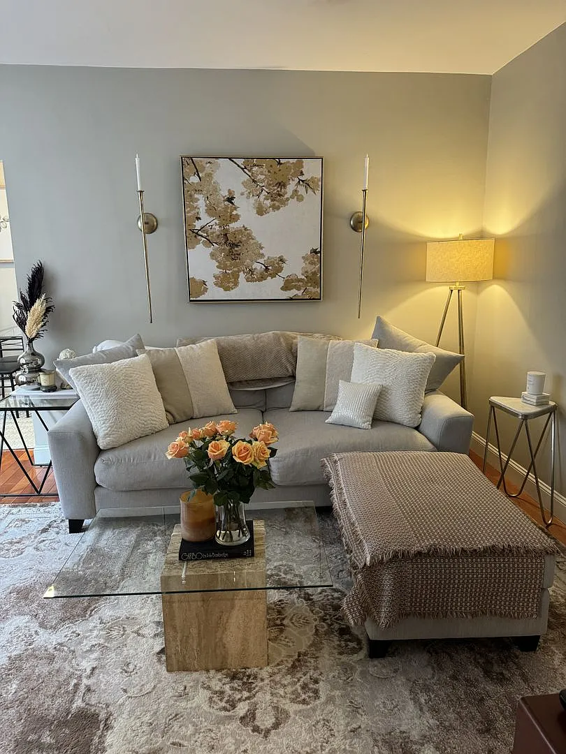 Check out this 1 bed in Fenway — Photo 2