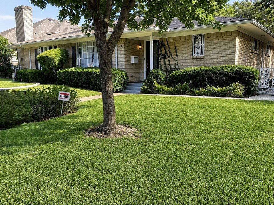 1st image of 9022 Villa Park Cir