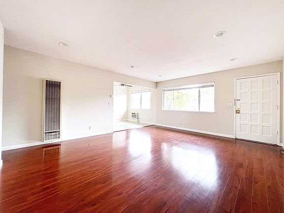 3rd image of 765 W Valley Dr APT 4