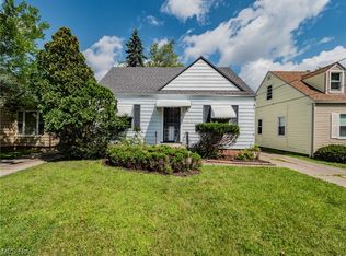 19121 Raymond St, Maple Heights, OH 44137