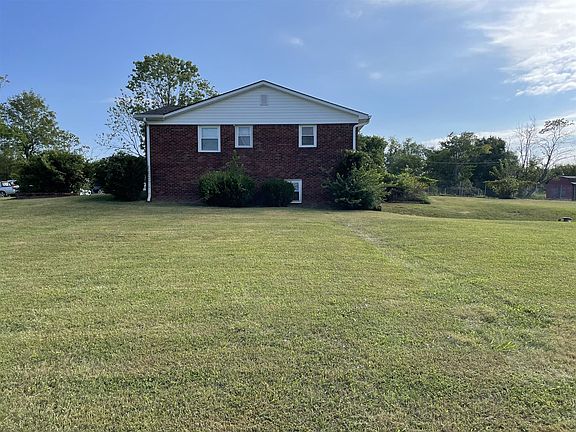 2nd image of 2461 Cedar Hill Dr