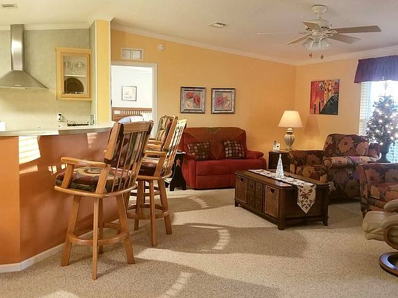3rd image of 82 Juniper Dr E