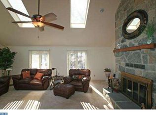 1 Spring Meadow Ln, Hockessin, DE 19707