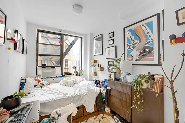 Rented by Compass | media 7