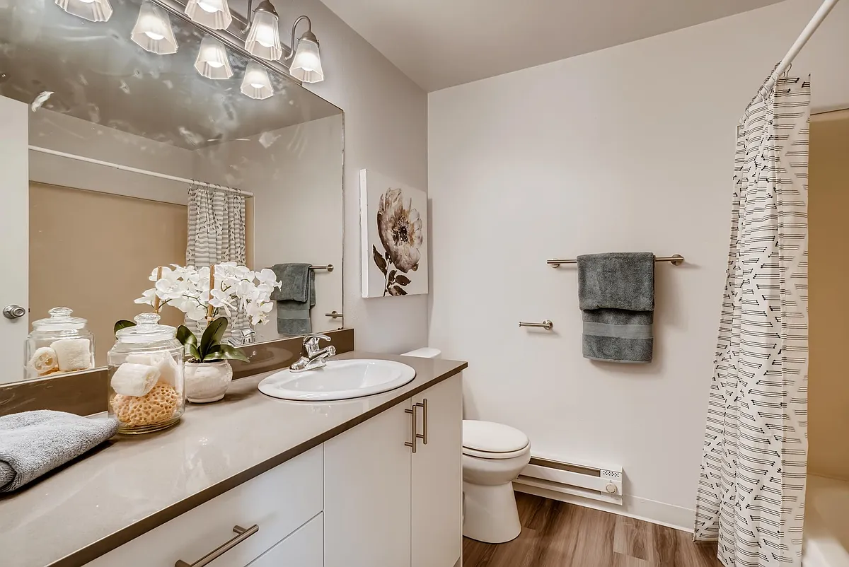 Building Photo - Odona Homes