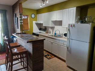 4444 Swift Rd APT 21, Sarasota, FL 34231