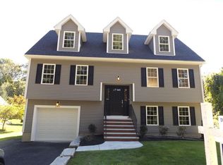 219 River Rd, Tewksbury, MA 01876