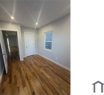 3 bed, $3,464 — Photo 4