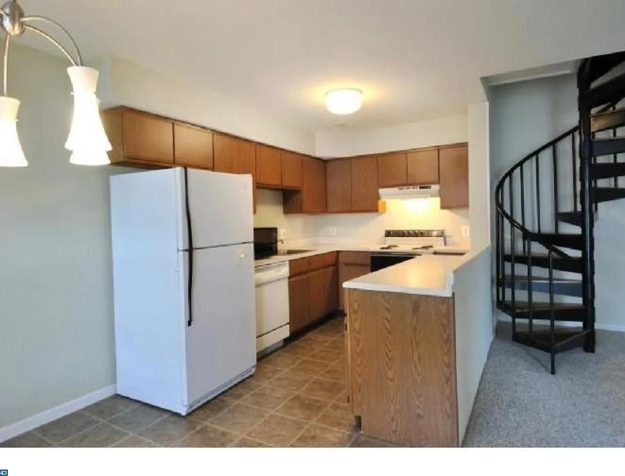 27 Provincetown Dr — Photo 3