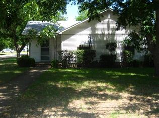 3213 N 23rd St, Waco, TX 76708