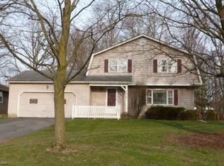 1768 Alverne Dr, Youngstown, OH